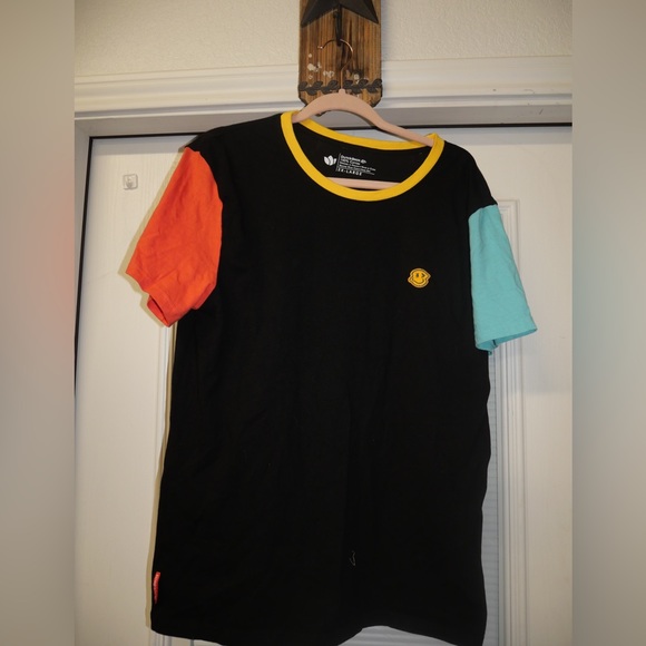 Dutch Bros - Picture 1 of 2